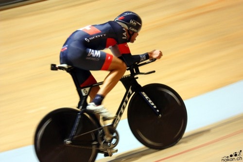 Record de l'heure, Aigle