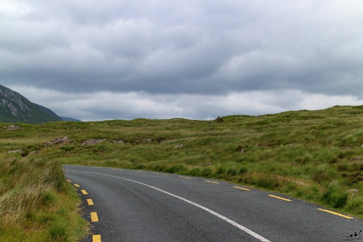 connemara_road_01_web.jpg