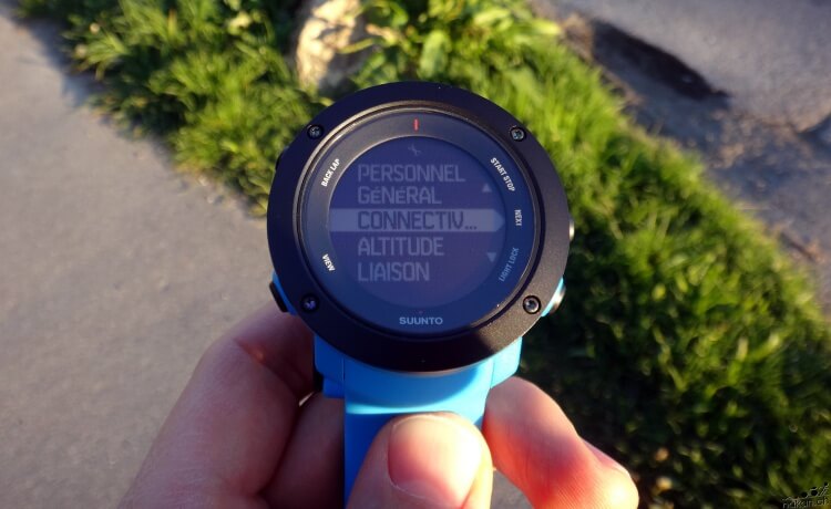 suunto_ambit3vertical_sync_smartphone_01_web.jpg