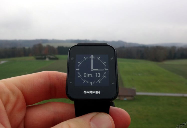 garmin_forerunner35_heure_analog_web.jpg