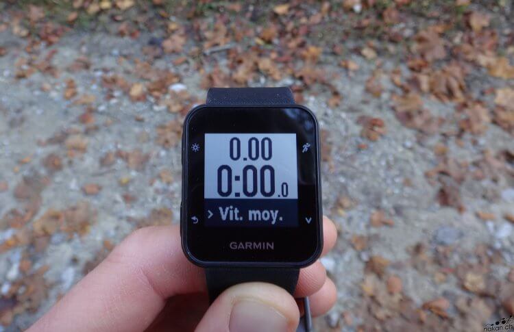 garmin_forerunner_35_activity_settings_fields_web.jpg