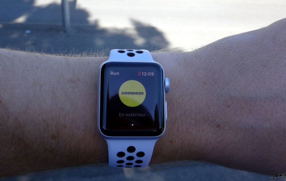 difference between nike watch and series 3