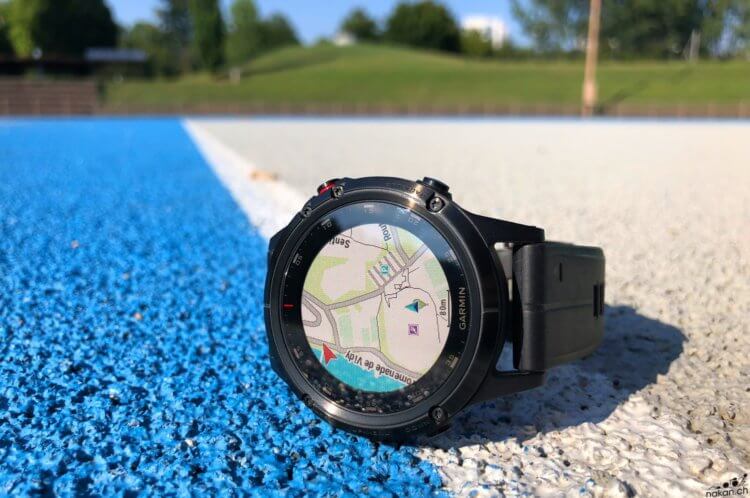 La Garmin fenix 5 Plus de fond comble - nakan.ch