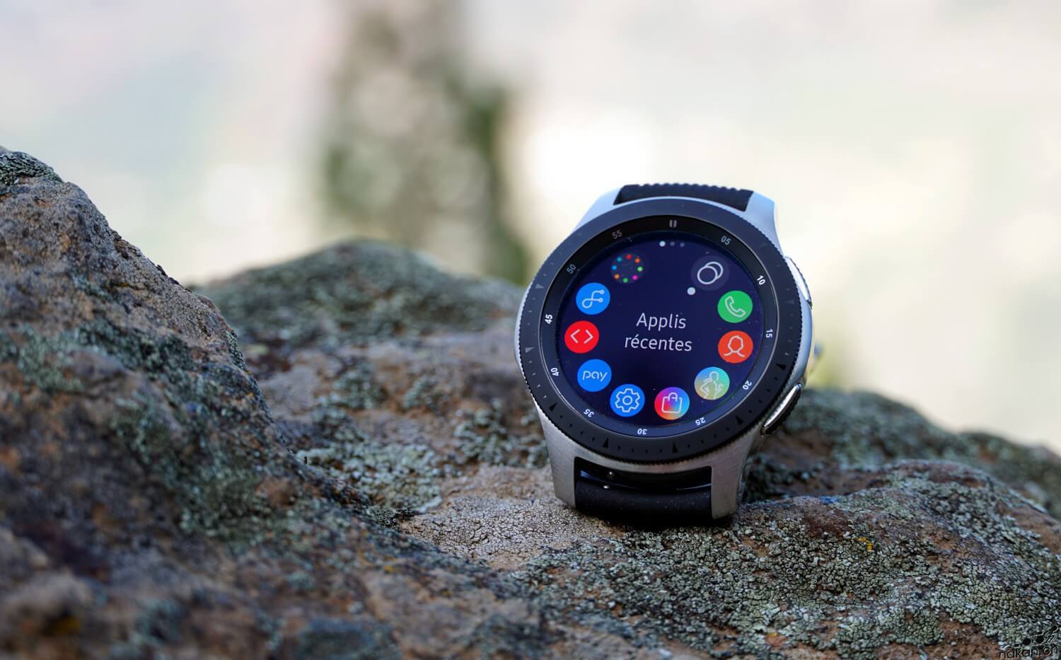 La Samsung Galaxy Watch Testée De Fond En Comble Nakanch
