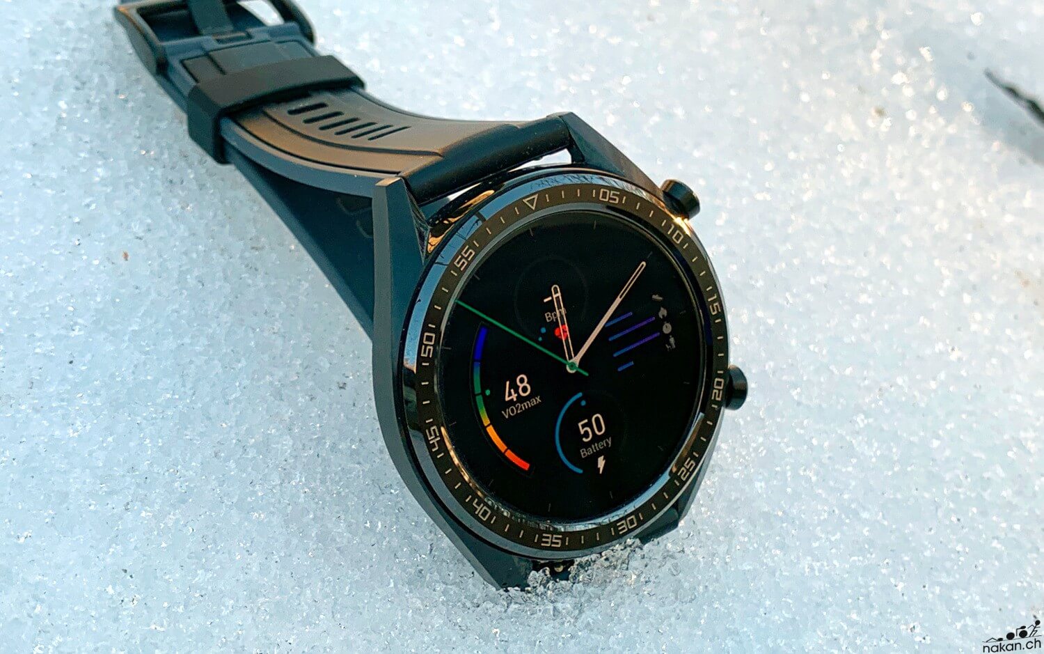 La Montre Connectee Huawei Watch Gt Testee De Fond En Comble