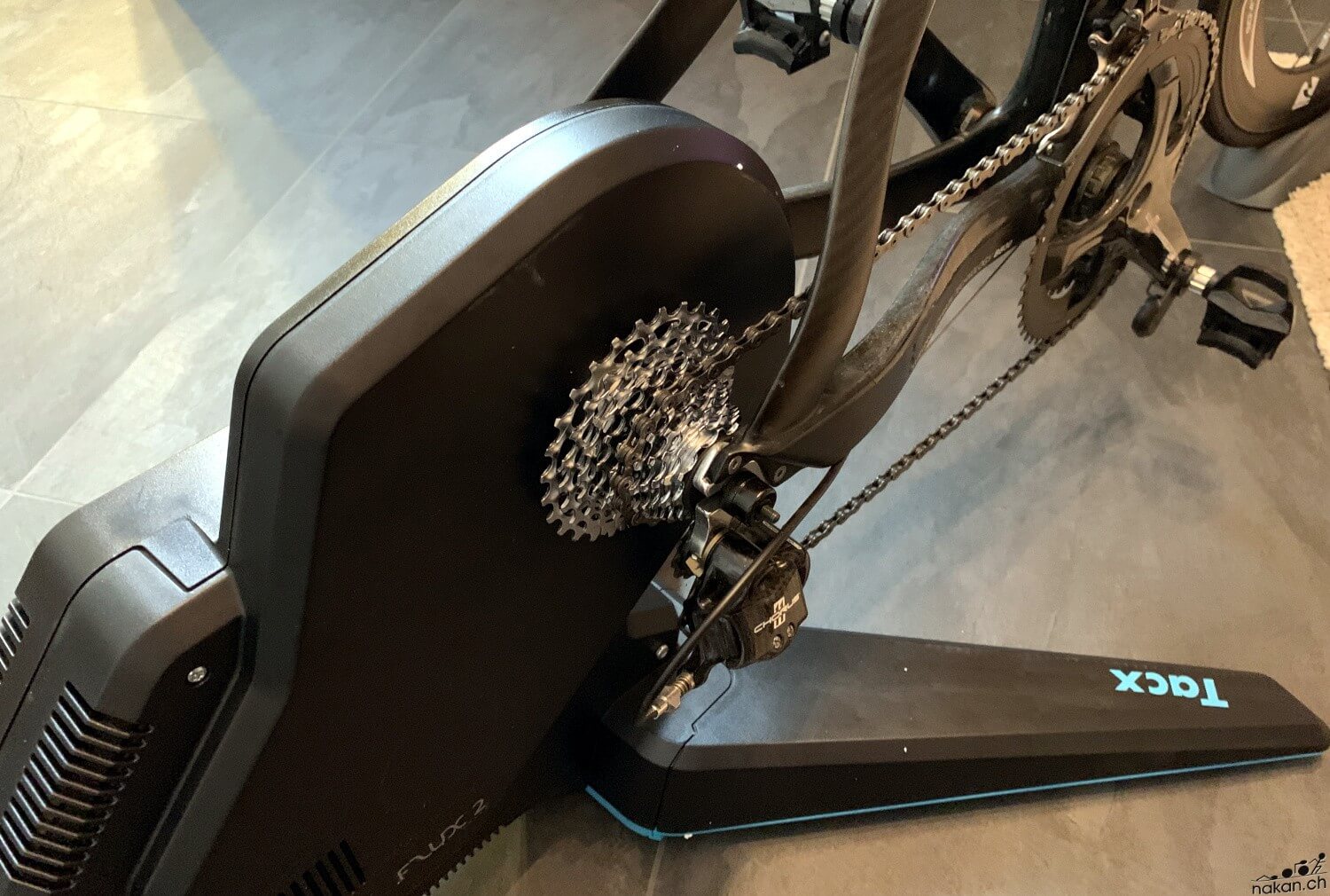 TACX Tapis d'entrainement pour Home trainer BLACKTRACK