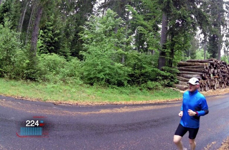 Puissance en course à pied: comprendre la donnée Form Power de Stryd