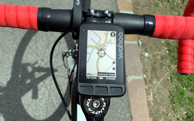 Le compteur cycliste Wahoo ELEMNT Mini testé de fond en comble