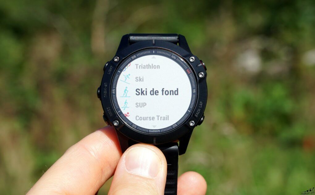 Test : Garmin Edge Touring Plus, un bon GPS vélo à l'écran perfectible