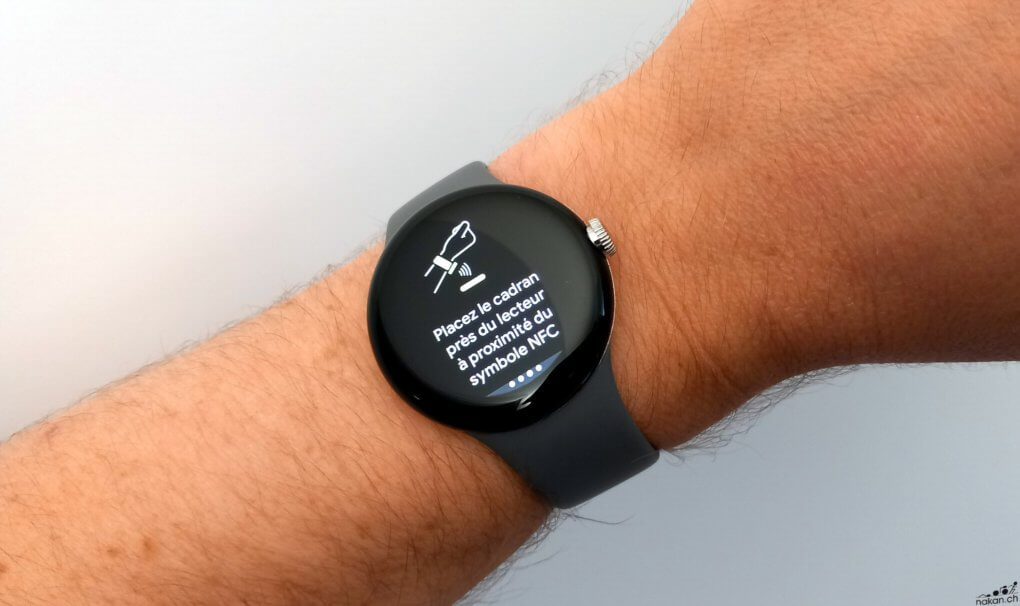 Test Pixel Watch : la première montre connectée de Google convainc sans  émerveiller - Les Numériques