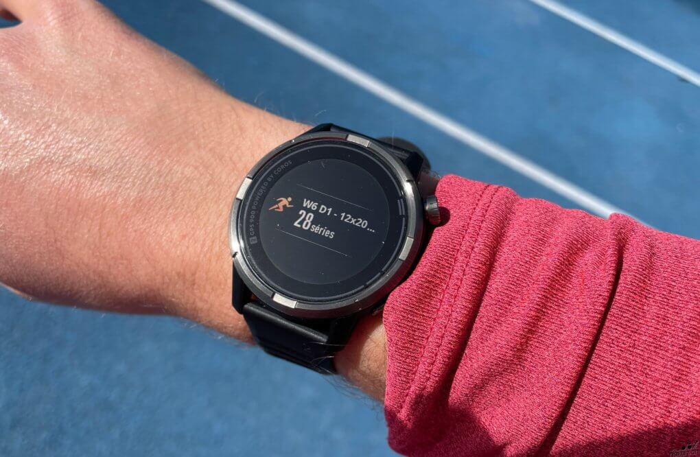 Test exclusif de la nouvelle montre GPS900 by COROS de Decathlon -   votre magazine vélo et triathlon