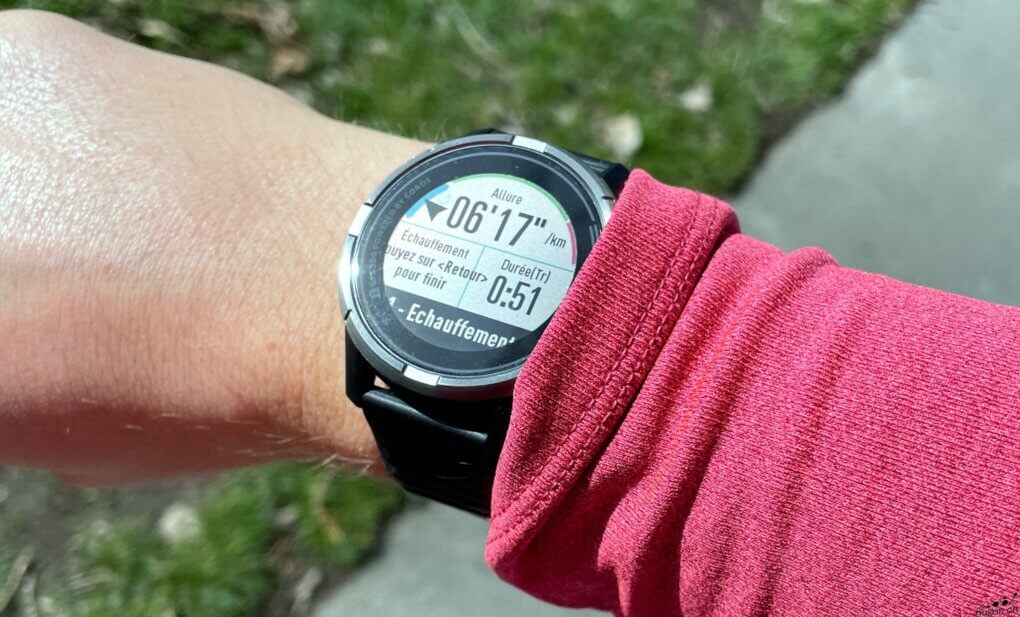 GPS900 : la nouvelle montre outdoor de Decathlon - Jogging international